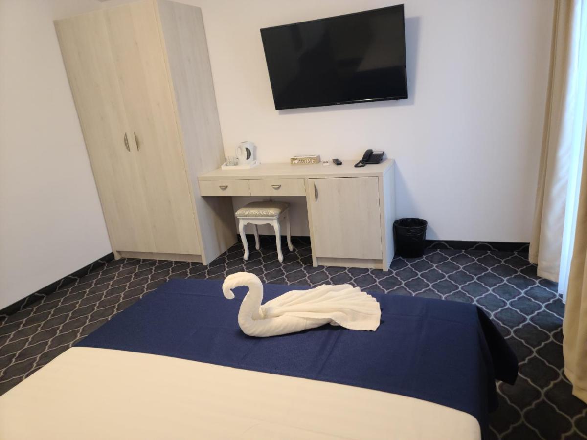 Eros Beach Resort Navodari Dış mekan fotoğraf